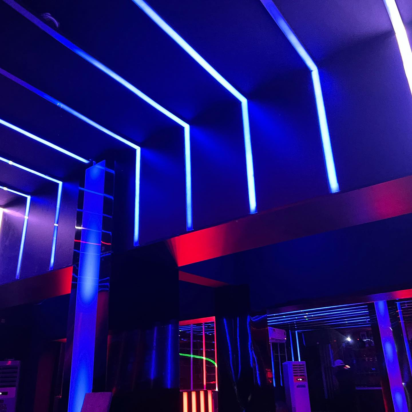Linear Club Lighting